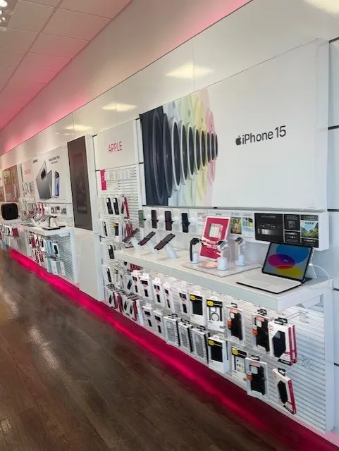  Interior photo of T-Mobile Store at 91st & Metcalf, Overland Park, KS 
