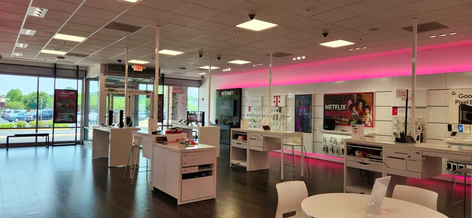  Interior photo of T-Mobile Store at Mt Laurel - Centerton Square, Mount Laurel, NJ 