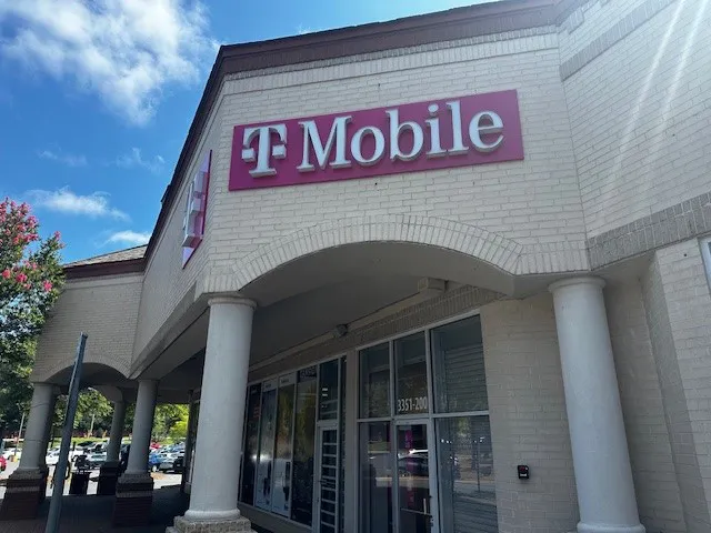  Exterior photo of T-Mobile Store at Arboretum, Charlotte, NC 