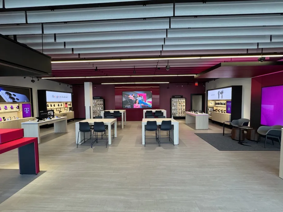  Interior photo of T-Mobile Store at N 10th & W Trenton, McAllen, TX 