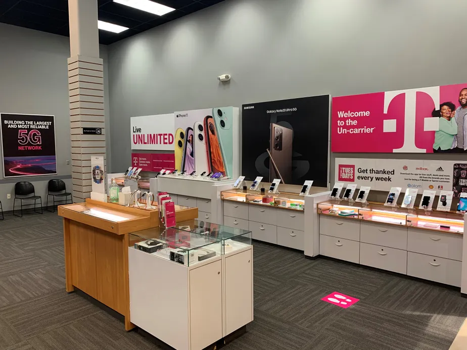  Interior photo of T-Mobile Store at Galleria at Pittsburgh Mills, Tarentum, PA 