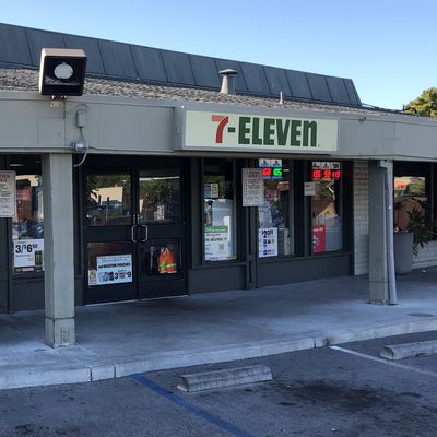 Image gallery for 7-Eleven