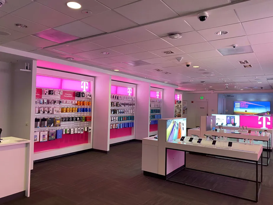  Interior photo of T-Mobile Store at 196th St SW & 44th Ave W, Lynnwood, WA 