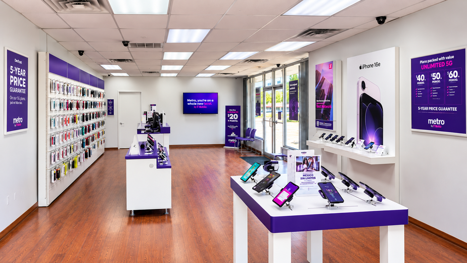 Metro by T-Mobile 9730 Abrams Rd - 9730 Abrams Rd 