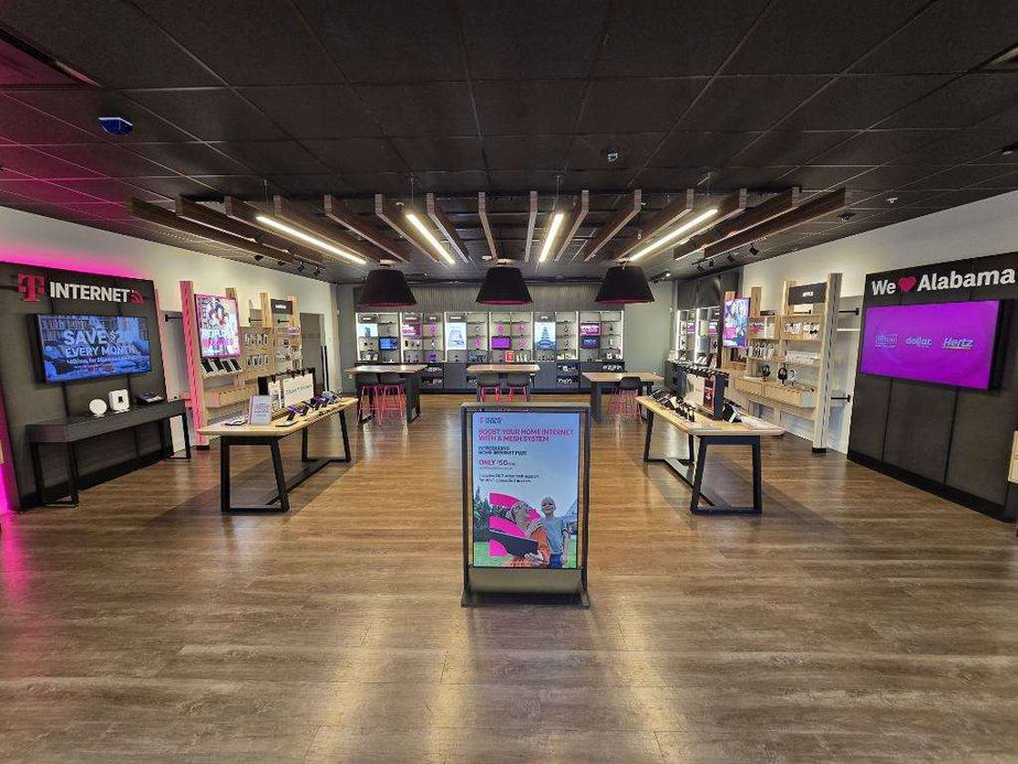 Interior photo of T-Mobile Store at Montgomery Hwy & I 459 N, Hoover, AL