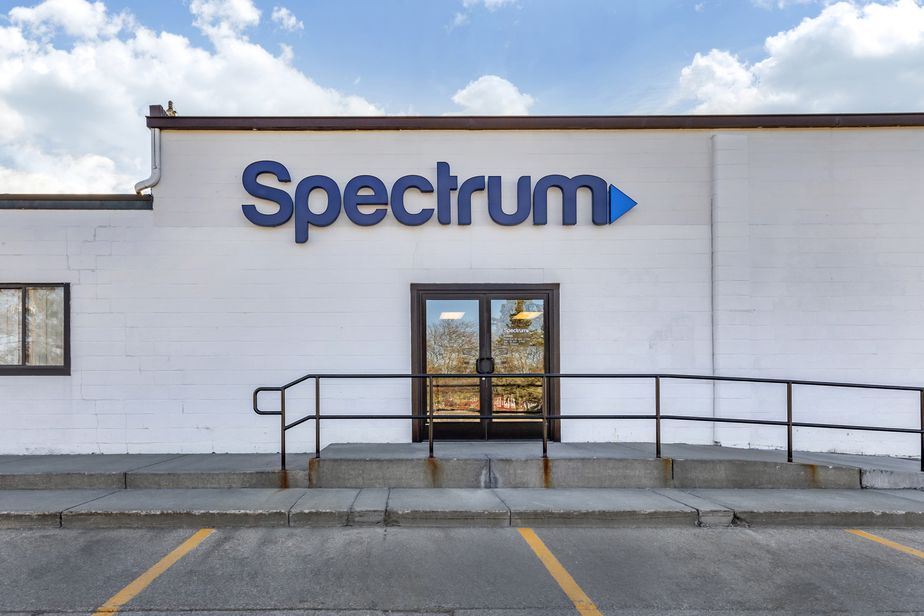 Spectrum - 1100 Maple 