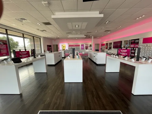Interior photo of T-Mobile Store at I-45 & Sh 105, Conroe, TX