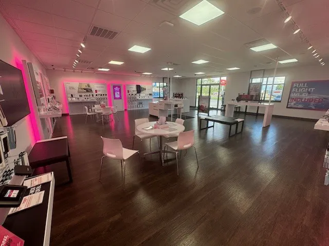  Interior photo of T-Mobile Store at W Burlington Ave & 22nd St, Fairfield, IA 