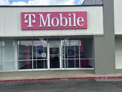T-Mobile Authorized Retailer