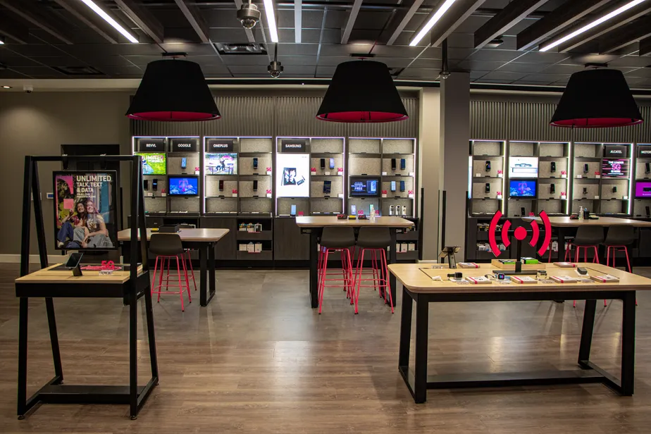  Interior photo of T-Mobile Store at Manchester Rd & Mar El Ct, Ellisville, MO 