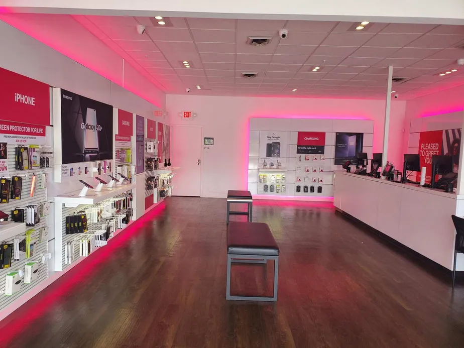 Interior photo of T-Mobile Store at E Main St & N Chapel St, Newark, DE
