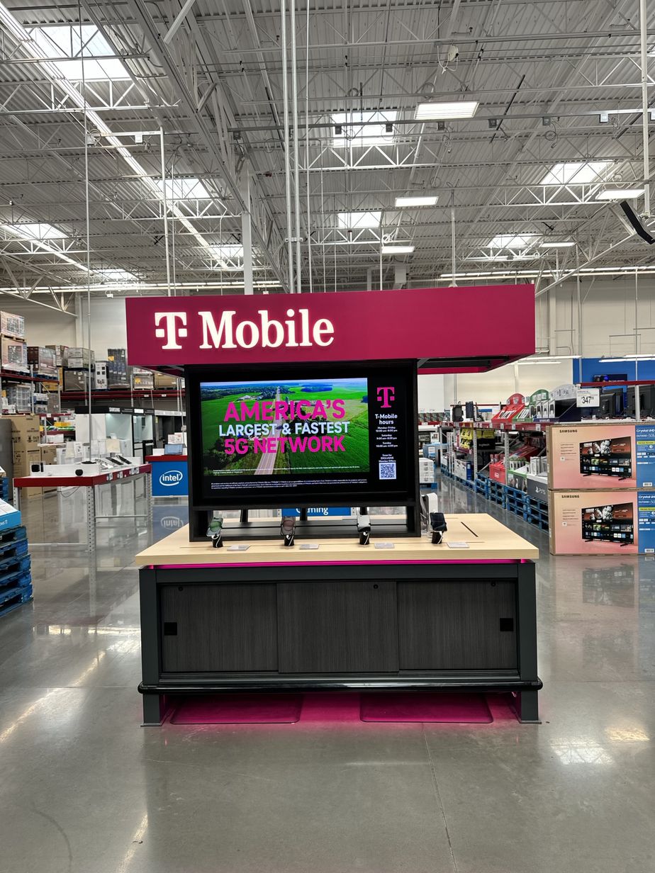 Exterior photo of T-Mobile Store at Sam's Club Gilbert AZ, Gilbert, AZ