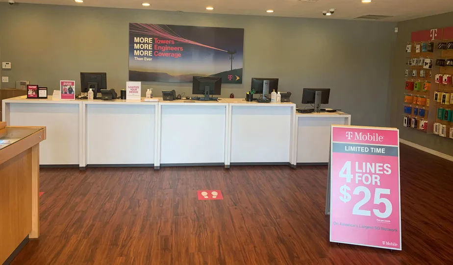 Interior photo of T-Mobile Store at Saxon Blvd & Enterprise Rd, Orange City, FL