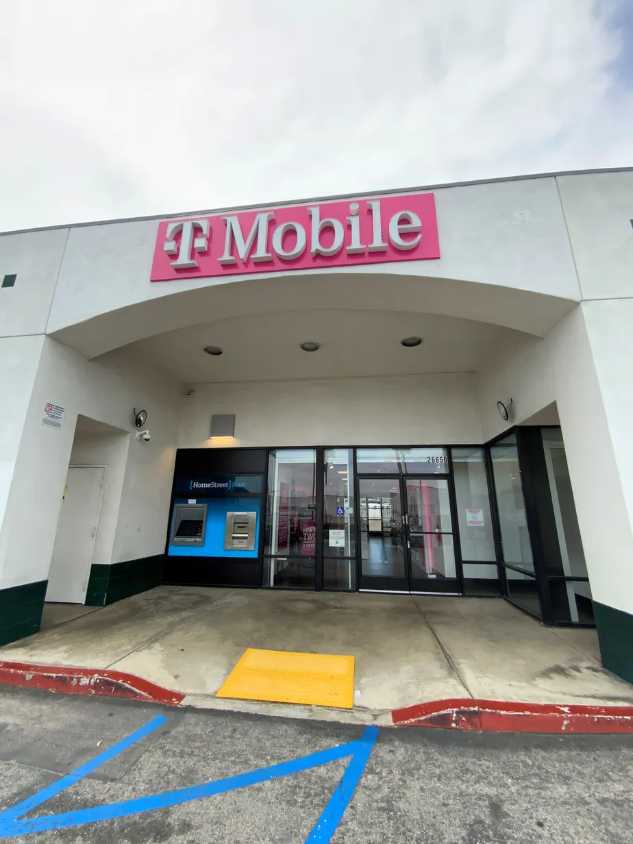 Exterior photo of T-Mobile Store at Western & Palos Verdes, Harbor City, CA