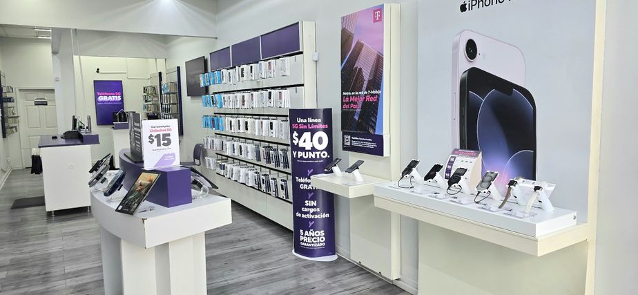 Metro by T-Mobile 3415 Orlando St - 3415 Orlando St 