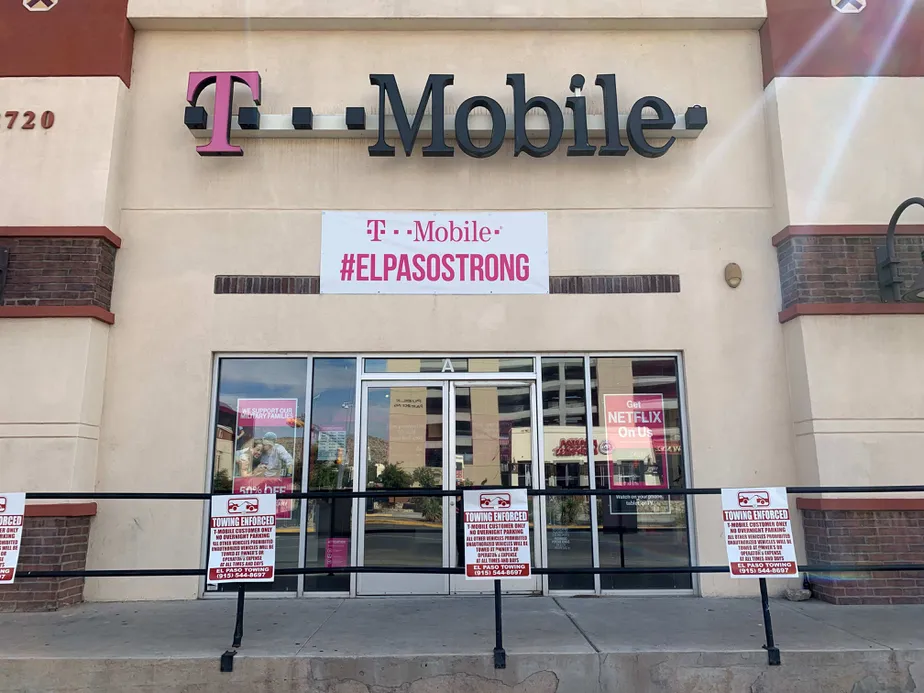 Exterior photo of T-Mobile store at N Mesa St & Baltimore, El Paso, TX