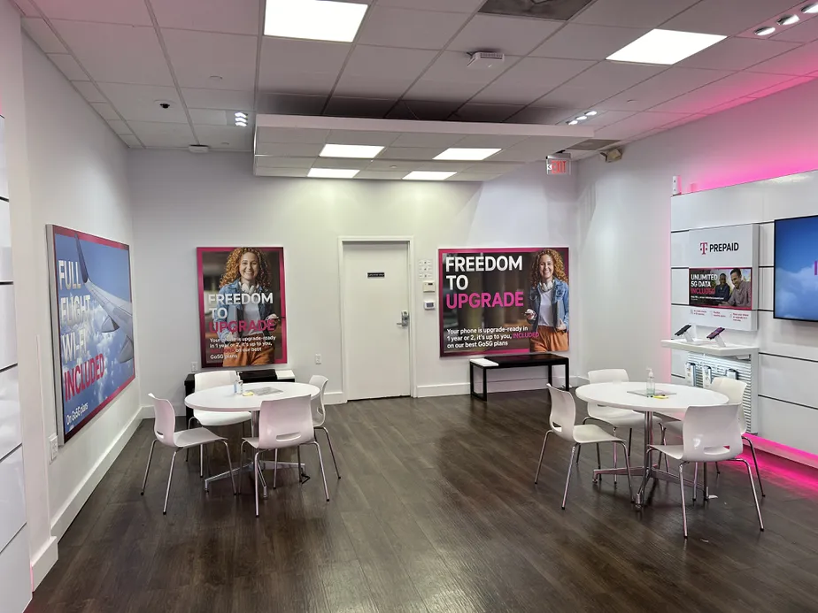  Interior photo of T-Mobile Store at Frandor Shopping Center, Lansing, MI 