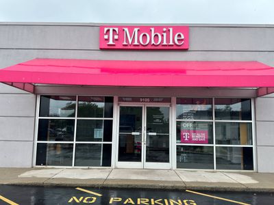 Image gallery for T-Mobile Pineville Matthews Rd & Park Rd