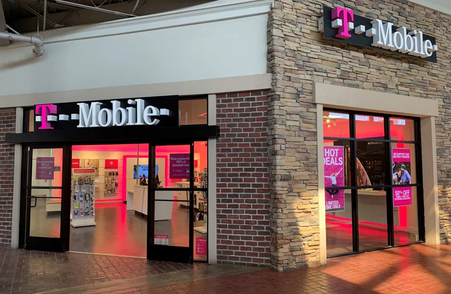  Exterior photo of T-Mobile store at Valley Fair Mall 4, West Valley, UT 