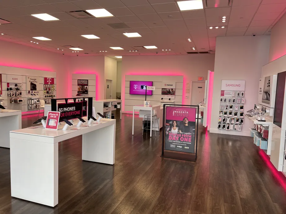  Interior photo of T-Mobile Store at Downtown Summerlin, Las Vegas, NV 