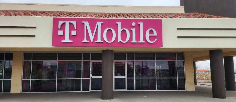 Exterior photo of T-Mobile Store at Villa Estrella II, El Paso, TX