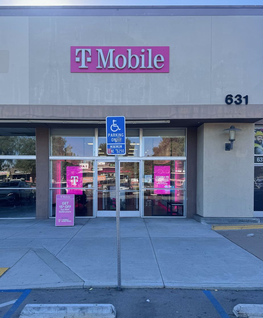 Exterior photo of T-Mobile Store at Indian Hill Blvd & Holt Ave, Pomona, CA