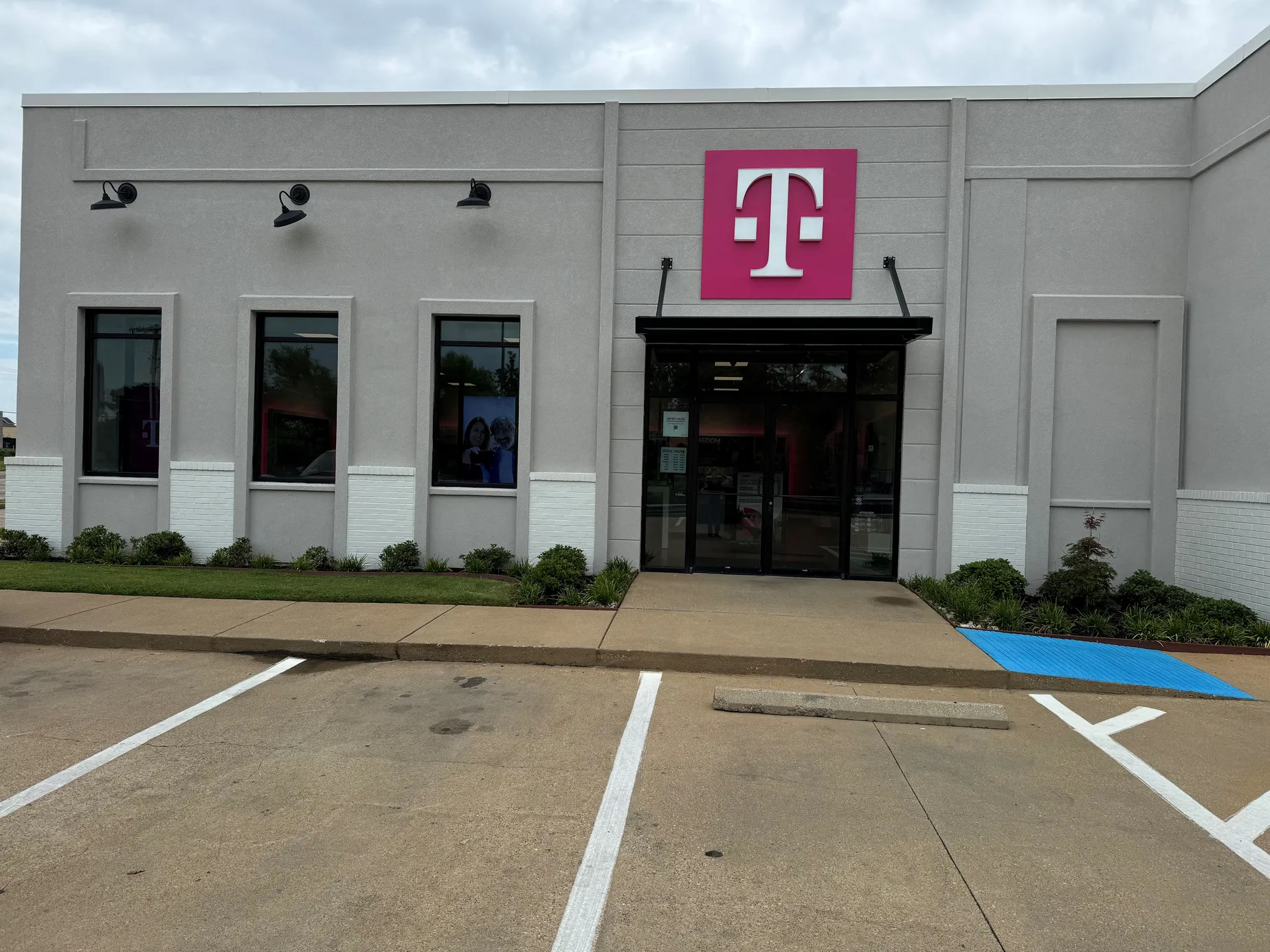T mobile main centennial lindale tx
