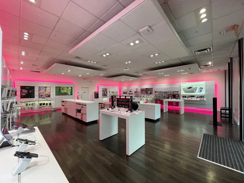  Interior photo of T-Mobile Store at Hwy 59 & Hillcroft, Houston, TX 