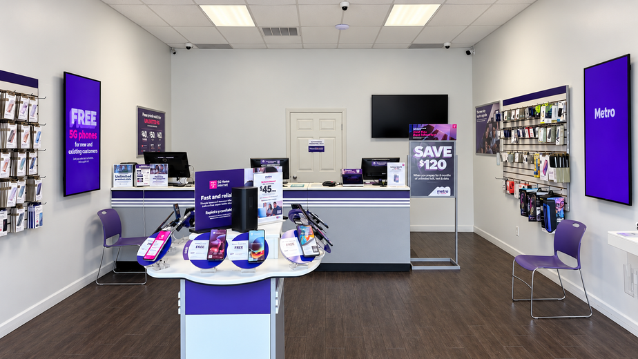 Metro by T-Mobile 967 Sebastian Blvd - 967 Sebastian Blvd 