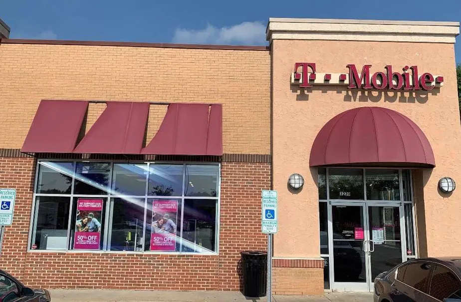 Exterior photo of T-Mobile store at Wilkinson Blvd & Ashley Rd, Charlotte, NC