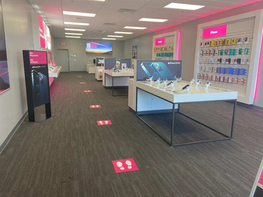 Interior photo of T-Mobile Store at Dixie Hwy & Lonestar Rd, Louisville, KY