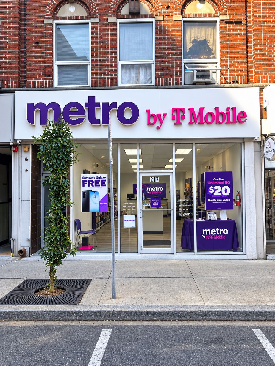 Metro by T-Mobile 217 Main St A - 217 Main St A 