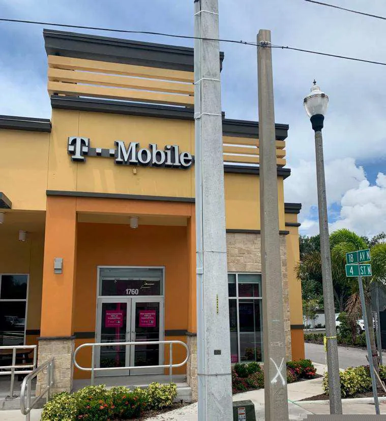 T-mobile 4th Street N 17th Ave N St Petersburg Fl