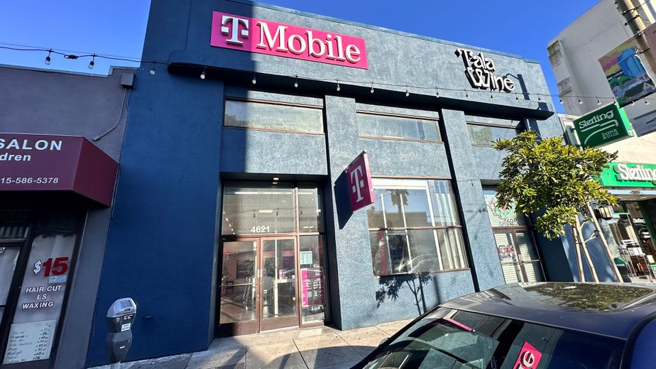 Exterior photo of T-Mobile Store at Ocean & Mission, San Francisco, CA
