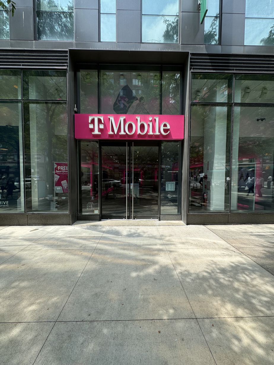 Exterior photo of T-Mobile Store at Greenwich St & Warren, New York, NY