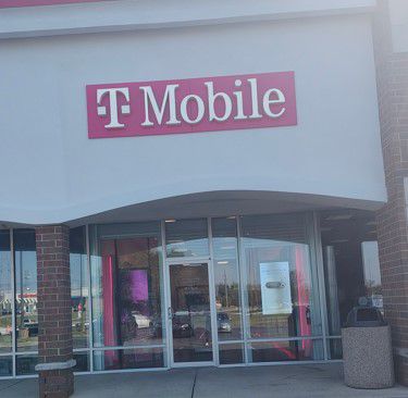  Exterior photo of T-Mobile Store at Pendleton Pike, Indianapolis, IN 