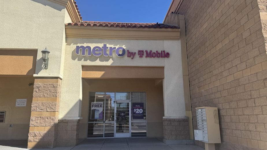 Metro by T-Mobile 8174 Las Vegas Blvd S - 8174 Las Vegas Blvd S 