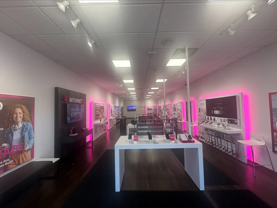  Interior photo of T-Mobile Store at Hillsborough Promenade, Hillsborough, NJ 