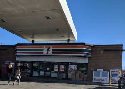 Image gallery for 7-Eleven
