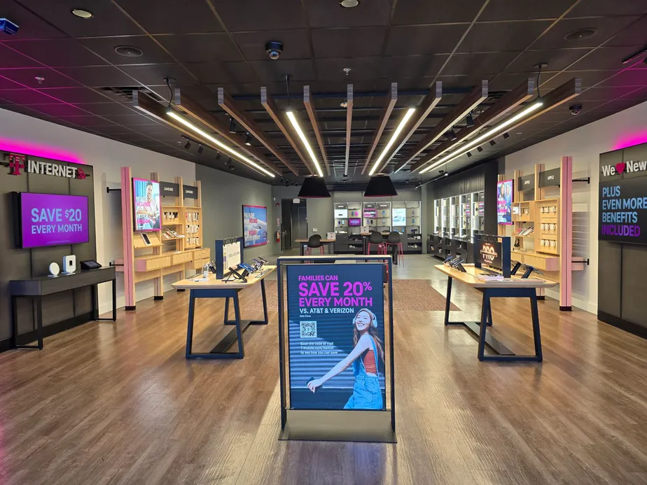  Interior photo of T-Mobile Store at Kennedy Blvd & 31st St, North Bergen, NJ 