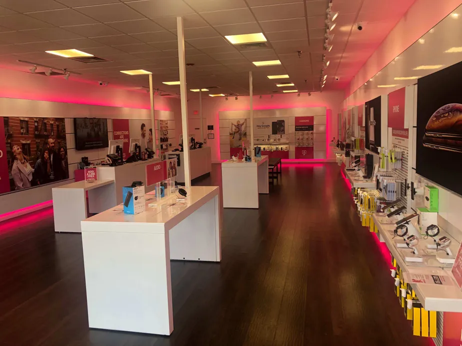 Interior photo of T-Mobile Store at US Hwy 40 & Kings Bay Rd, St Marys, GA