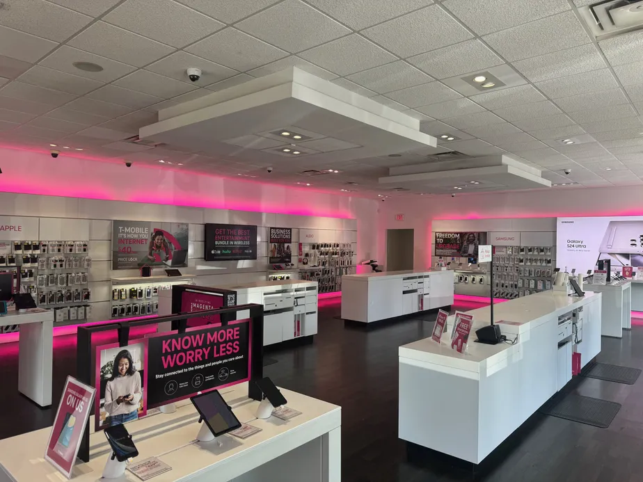  Interior photo of T-Mobile Store at Camp Creek Pkwy, East Point, GA 
