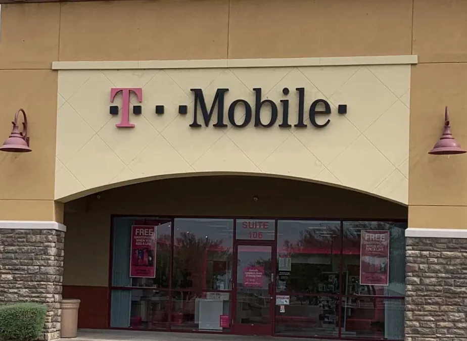 Exterior photo of T-Mobile store at N Valley Pkwy & W Carefree Hwy, Phoenix, AZ
