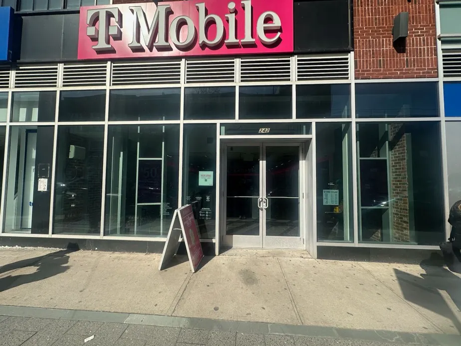  Exterior photo of T-Mobile Store at Bedford & 4th, Brooklyn, NY 