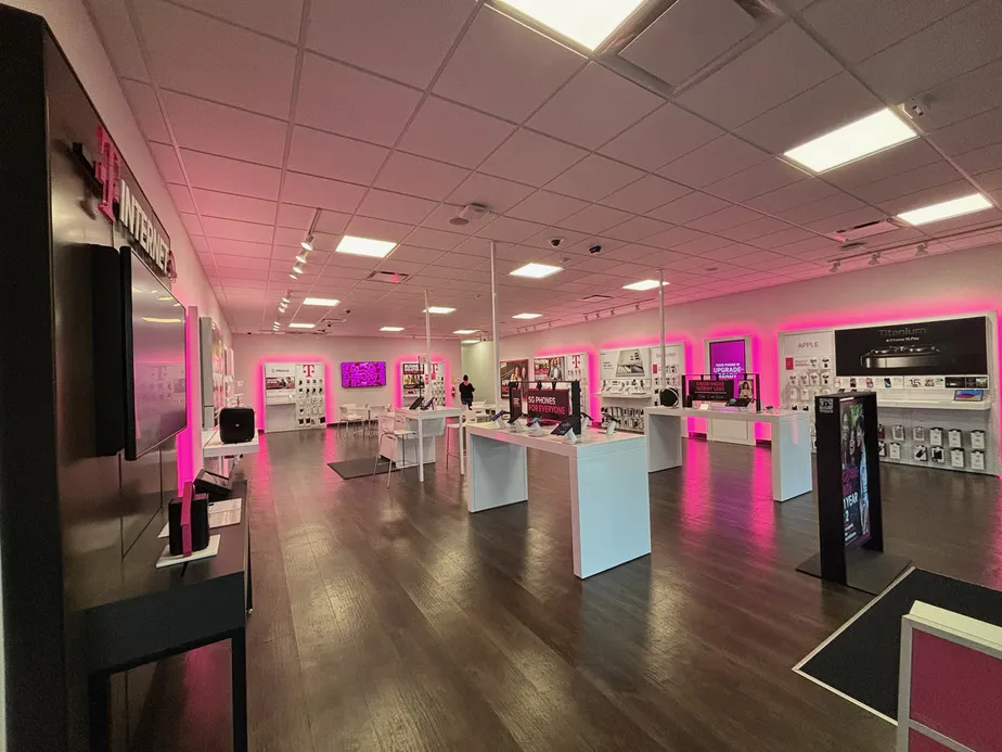  Interior photo of T-Mobile Store at Olive & Austin, Merced, CA 