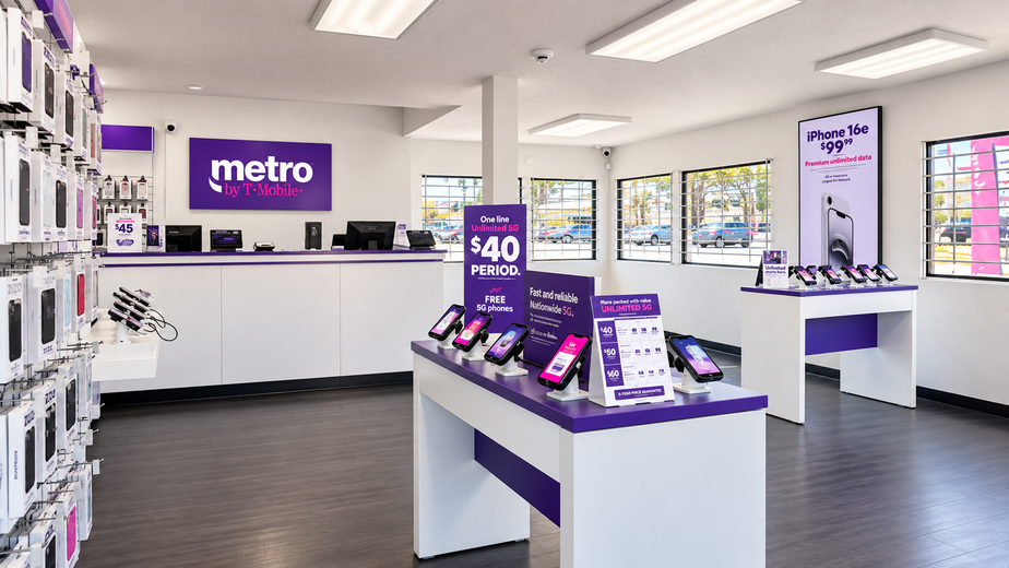 Metro by T-Mobile 3216 Civic Center Dr - 3216 Civic Center Dr 