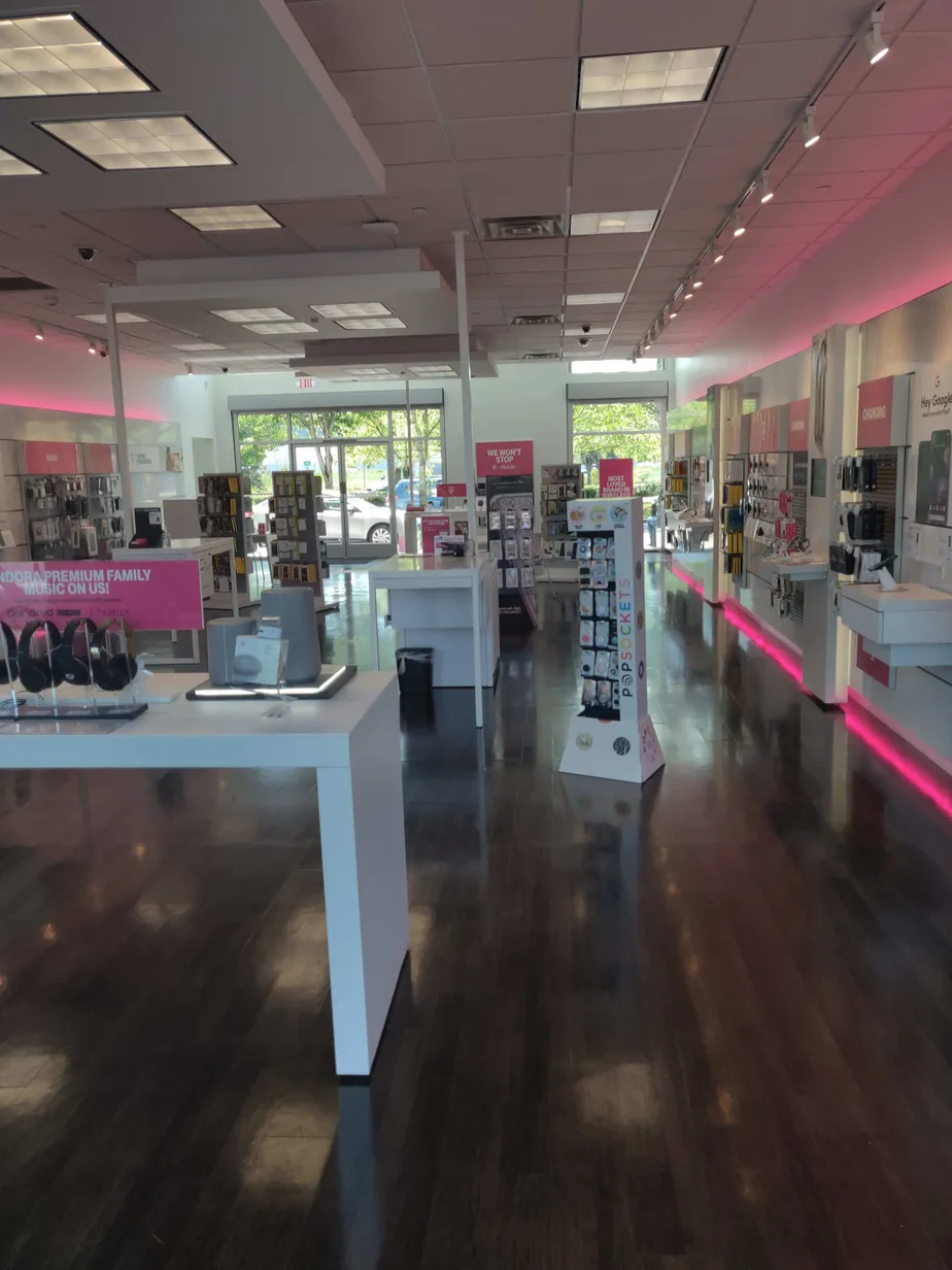  Interior photo of T-Mobile Store at Airport Way & I-205, Portland, OR 
