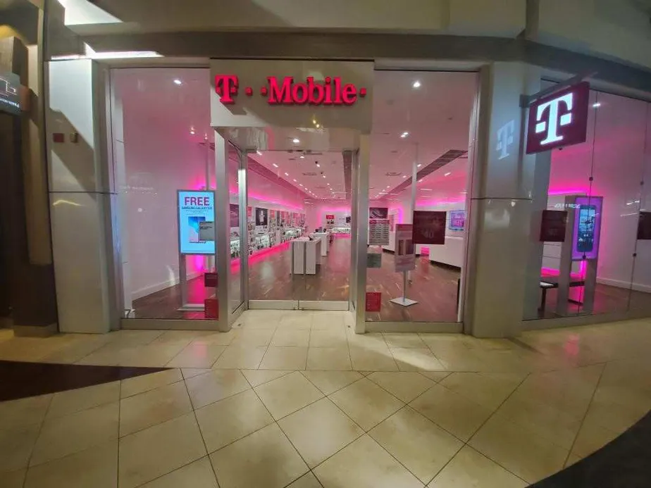 Exterior photo of T-Mobile store at Sawgrass Mills 5, Sunrise, FL