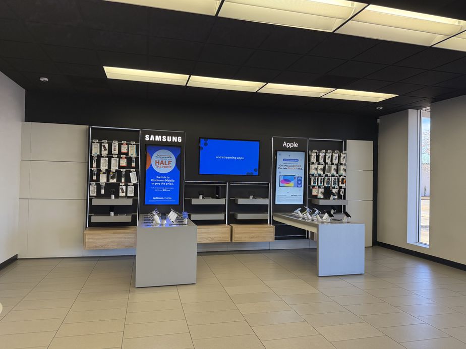 Greenwood 8167 Inside Store.jpg