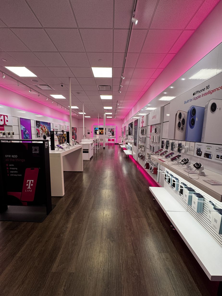 Interior photo of T-Mobile Store at Mont Belvieu Crossing, Mont Belvieu, TX
